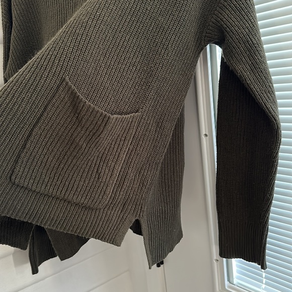 Madewell Olive Green Patch Pocket Pullover Sweater - Picture 5 of 7